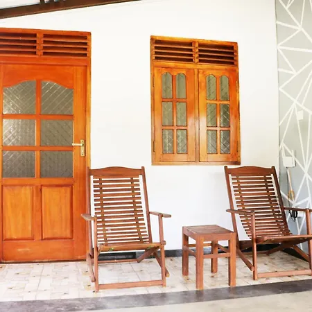 Rubi Family Apartment Unawatuna Exterior photo